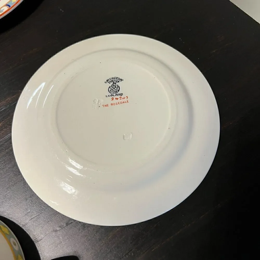 The Rosedale saucers /cups set